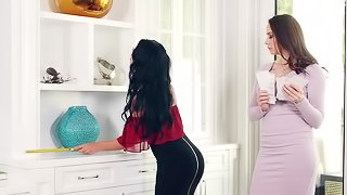 Chanel Preston and Gina Valentina want to play lesbian games