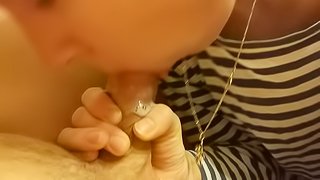 Hot young wife blowjob and handjob for the nice cumshot